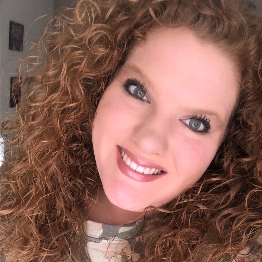 Meet your Posher, Breanna